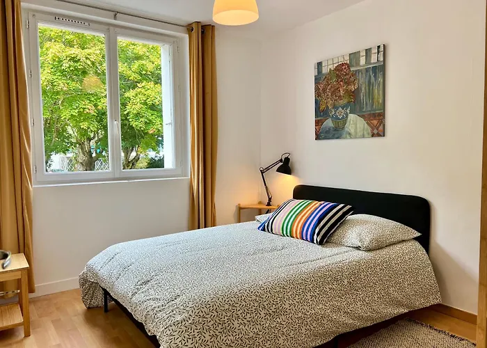Appartement Central Proche Base Navale Et Siam