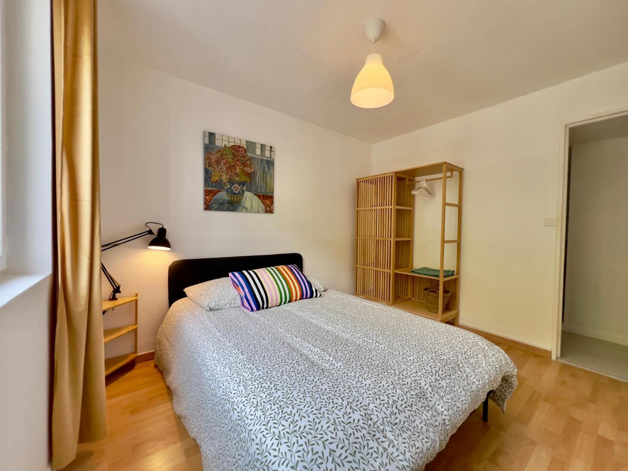 Proche Base Navale Et Siam Brest